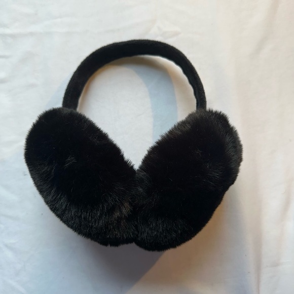 Chic Black Faux Fur Earmuffs - Picture 1 of 5